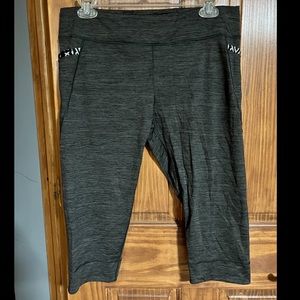 Patagonia capri worn wear pants